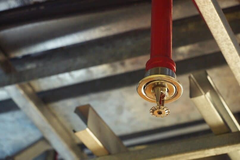 Wet Pipe vs Dry Pipe Fire Sprinklers Prons Cons